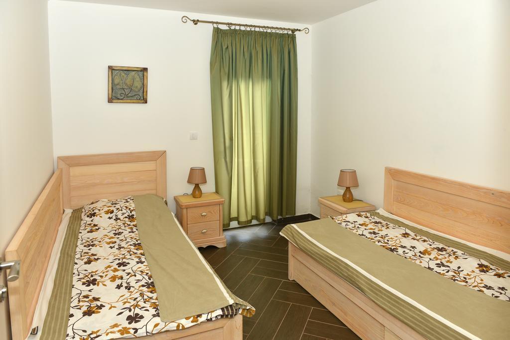 Apartments Kuljace Sveti Stefan Εξωτερικό φωτογραφία